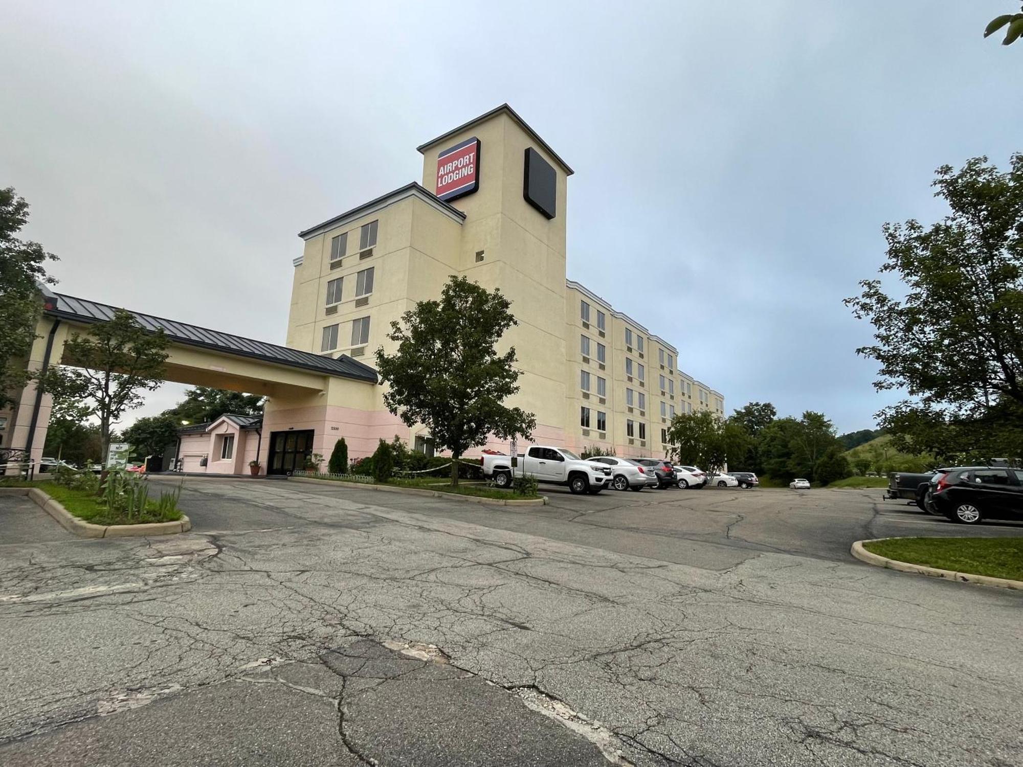 Airport Lodging Pittsburgh Airport Hotell Coraopolis Exteriör bild